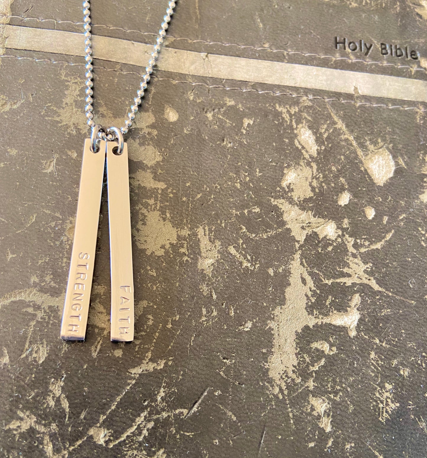 Joshua necklace